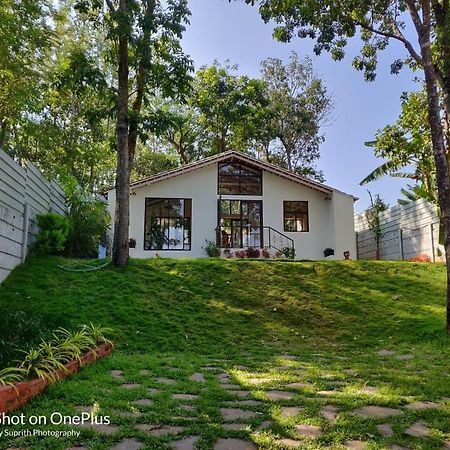 Aakriti Homestay Chikmagalūr المظهر الخارجي الصورة